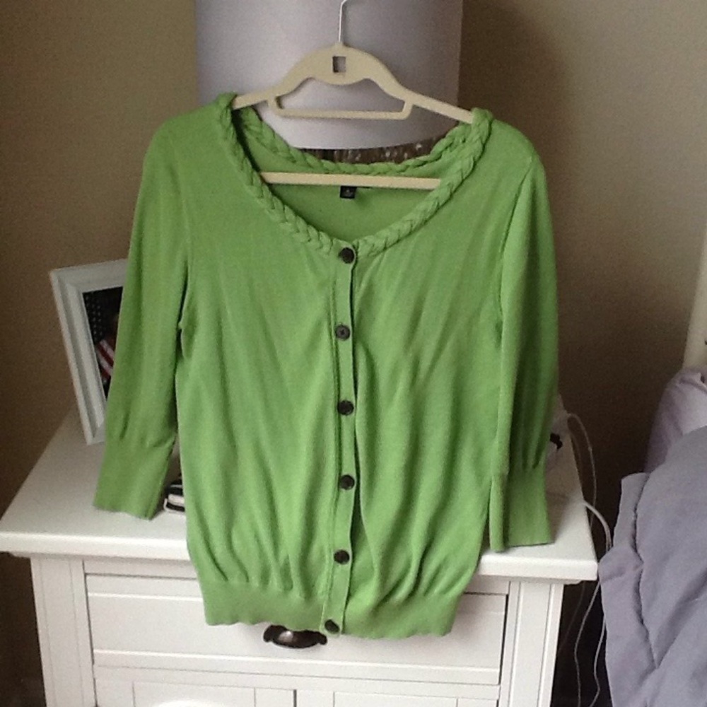 Adorable citrus green cardigan.
